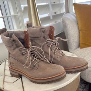 Timberland women’s Chelsea boot